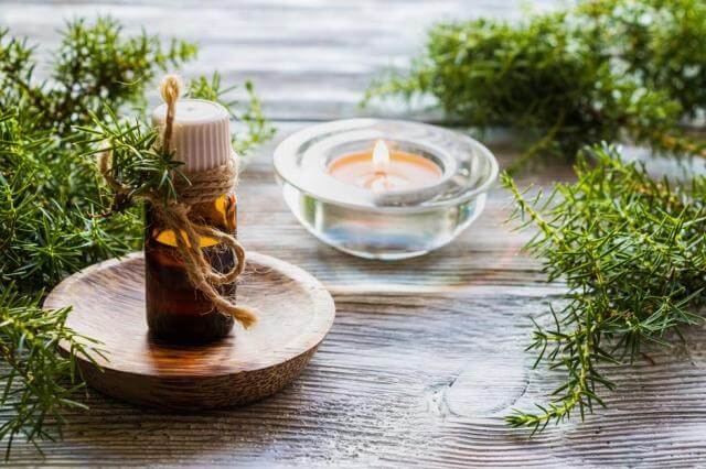 remove-cellulite-using-juniper-oil