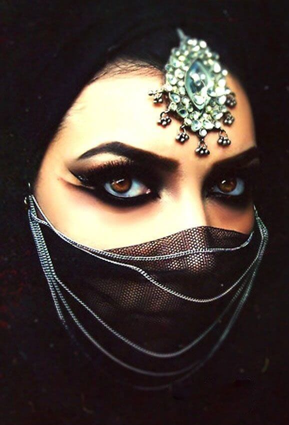 arabic-kajal-look