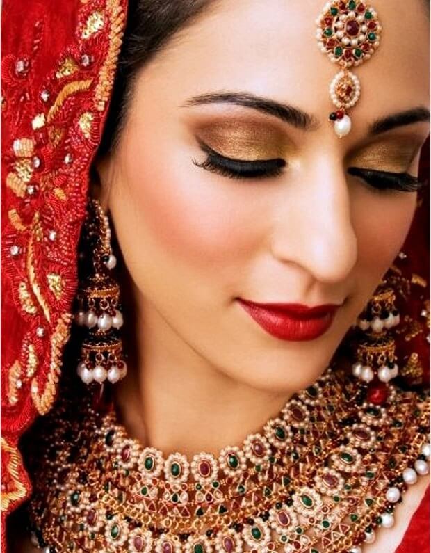 brides-with-fair-to-very-fair-skin-tones