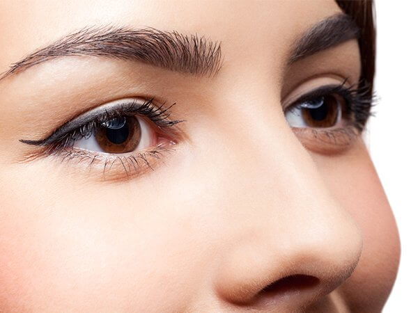 lower-eyelid-kajal
