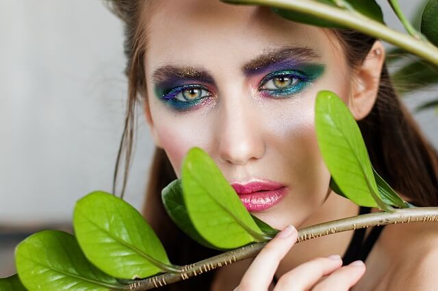 multicoloured-smoky-eye-makeup