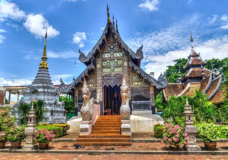 chiang mai temple thailand